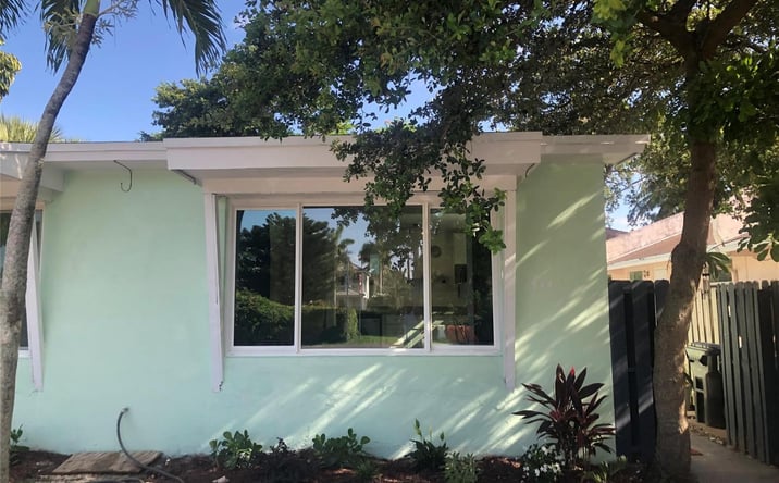 Pictures of Multifamily property located at 900 SE 12th Street, Fort Lauderdale, FL 33316 for sales - image #1