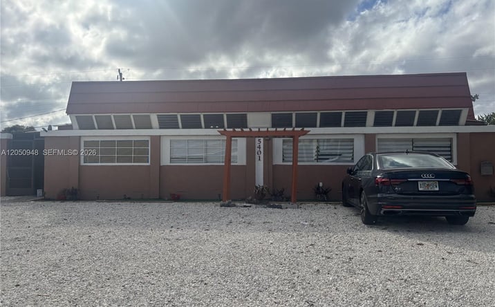 Pictures of Multifamily property located at 5401 NE 18th Ave, Fort Lauderdale, FL 33334 for sales - image #1