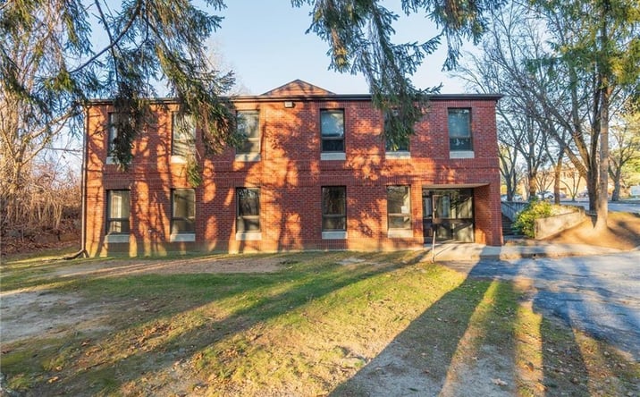 Pictures of Office property located at 875 Centerville Circle UNIT 15, Warwick, RI 02886 for sales - image #1