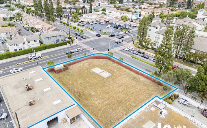 Pictures of Land property located at 8504 Somerset Blvd, Paramount, CA 90723 for sales - image #1