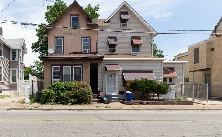 Pictures of Multifamily property located at 708 N 27TH ST, CAMDEN, NJ 08105-3922 for sales - image #1