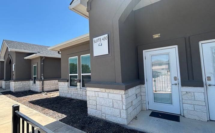 Pictures of Retail, Office property located at 660 South Bagdad Road, Leander, TX 78641 for sales - image #1