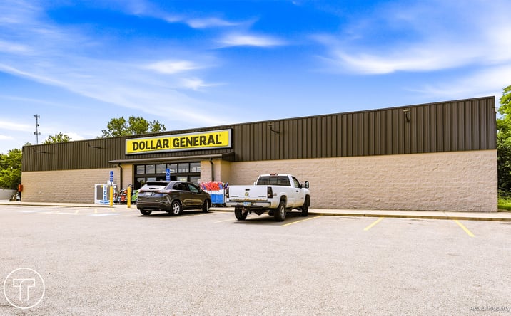 Pictures of Retail property located at 2783 State Route 22 W, Wilmington, OH 45177 for sales - image #1