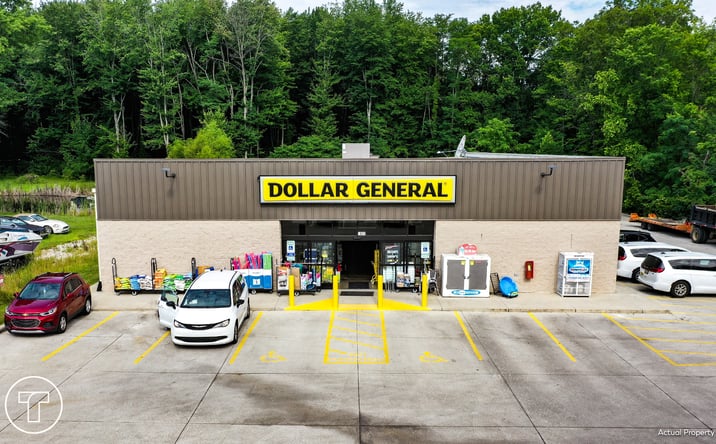 Pictures of Retail property located at 2977 OH-132, Amelia, OH 45102 for sales - image #1