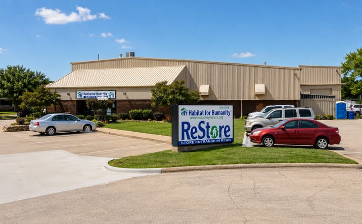 Pictures of Office, Industrial property located at 2060 Couch Drive, McKinney, TX 75069 for sales - image #1