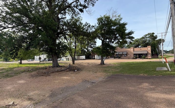 Pictures of Retail, Office, Land property located at 600 U.S. 51, Ridgeland, MS 39157 for sales - image #1