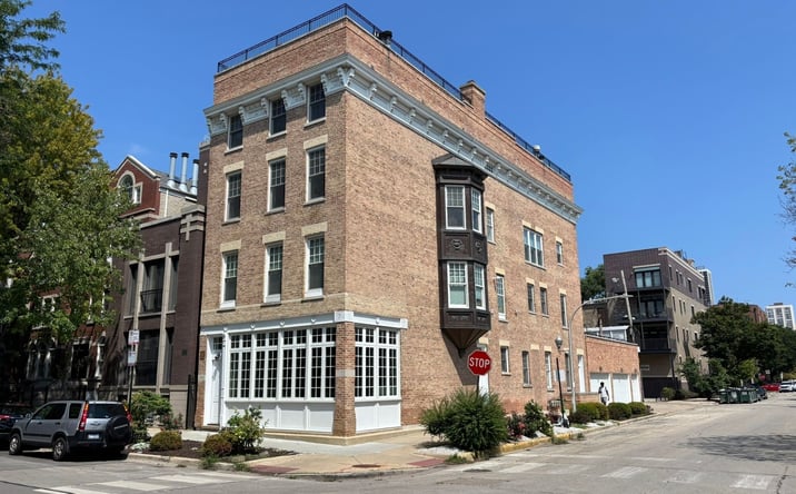 Pictures of Multifamily property located at 1501 N Cleveland Ave, Chicago, IL 60610 for sales - image #1