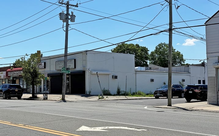 Pictures of Retail, Office, Industrial property located at 1155 HEMPSTEAD TPKE, FRANKLIN SQUARE, NY 11010-1539 for sales - image #1