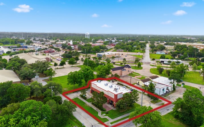 Pictures of Retail, Office, Mixed Use property located at 4312 ST GOAR ST, DICKINSON, TX 77539-6821 for sales - image #1