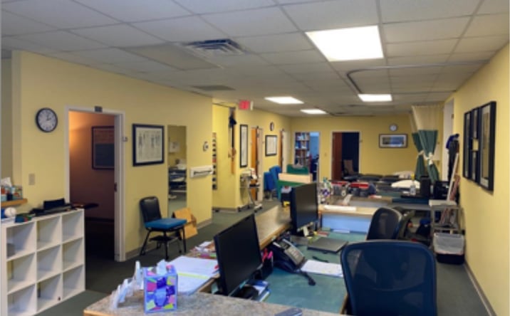 Pictures of Office property located at 704 Thimble Shoals Blvd, Newport News, VA 23606 for sales - image #1