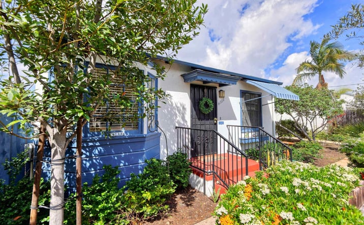 Pictures of Multifamily property located at 4568-70 Winona Ave, San Diego, CA 92115 for sales - image #1