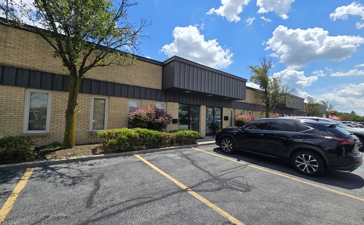 Pictures of Retail, Office property located at 9721 PRAIRIE AVE, HIGHLAND, IN 46322-3616 for sales - image #1