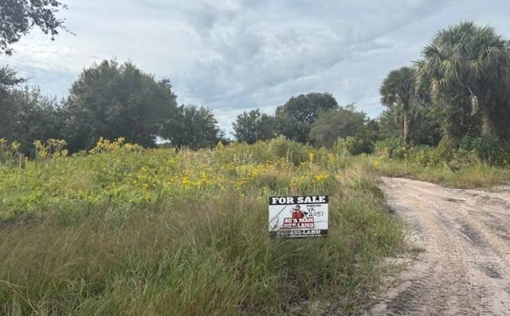 Pictures of Land property located at NW 304th St, Okeechobee, FL 34972 for sales - image #1