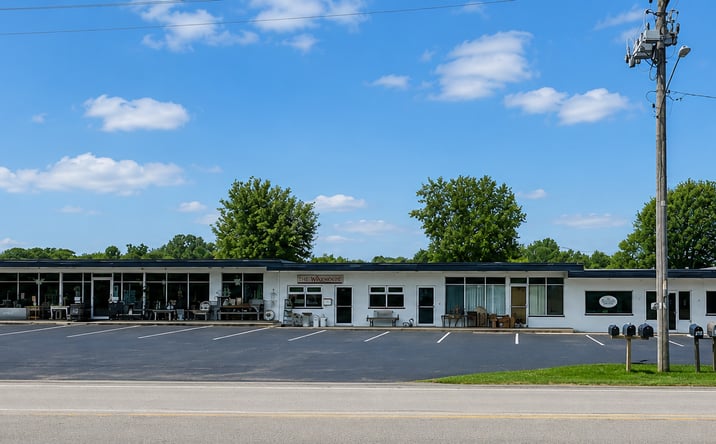 Pictures of Retail, Office, Mixed Use property located at 303 U.S. 63, Vienna, MO 65582 for sales - image #1