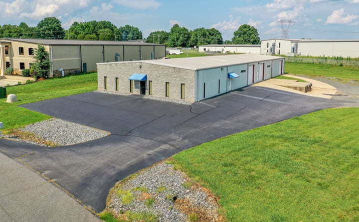 Pictures of Industrial property located at 197 Pit Road, Mooresville, NC 28115-6782 for sales - image #1