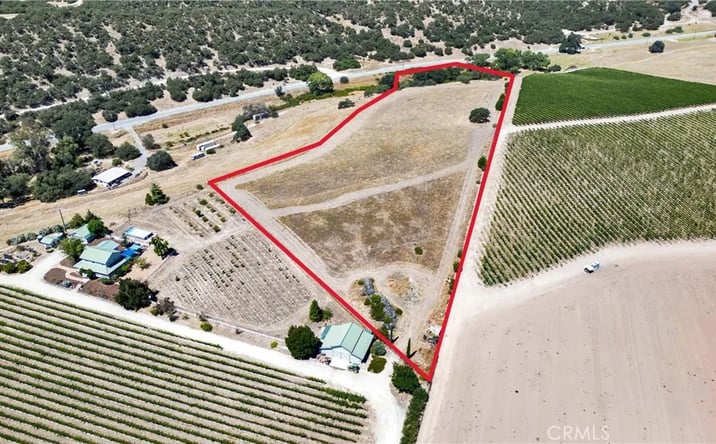 Pictures of Land property located at Heinsen Road, Bradley, CA 93426 for sales - image #1