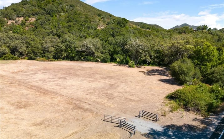 Pictures of Land property located at 17 Morro, Atascadero, CA 93422 for sales - image #1