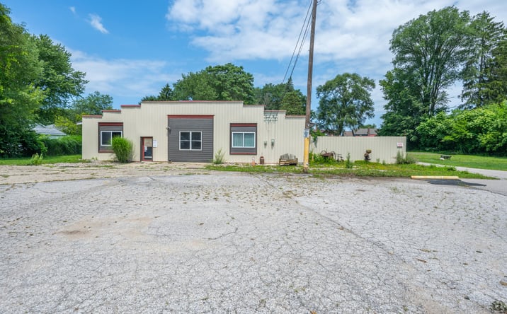 Pictures of Retail, Office, Industrial property located at 157 W Saint Joseph Street, Coloma, MI 49038 for sales - image #1