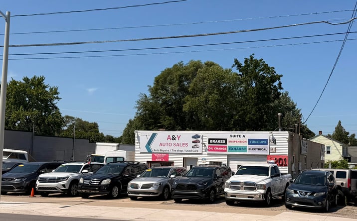 Pictures of Retail, Office, Industrial property located at 4201 Division Avenue S, Grand Rapids, MI 49548 for sales - image #1