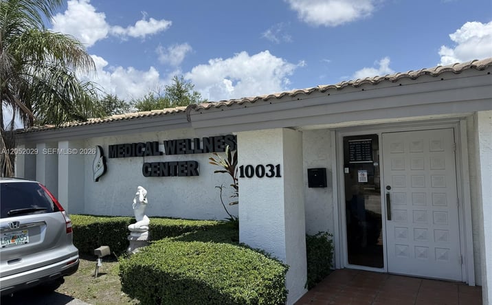 Pictures of Business for Sale, Office property located at 10031 SW 40th St, Miami, FL 33165 for sales - image #1