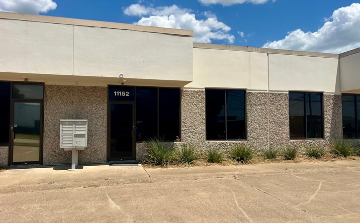 Pictures of Office, Industrial property located at 11152 MORRISON LN, DALLAS, TX 75229 for sales - image #1