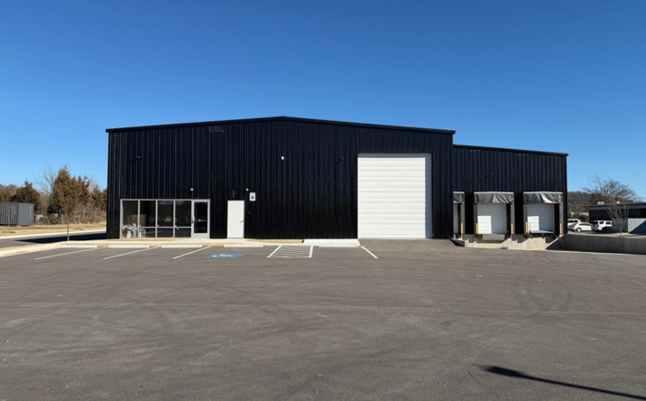 Pictures of Industrial property located at 595 Kawneer Drive, Springdale, AR 72764 for sales - image #1