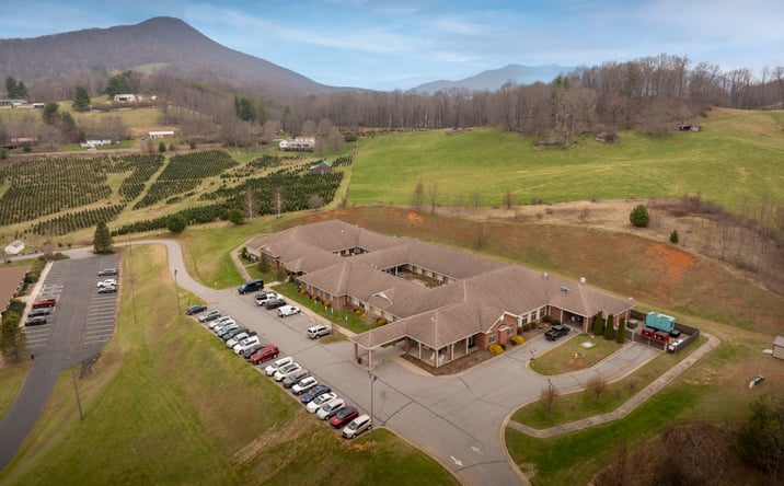 Pictures of Senior Living property located at 182 Chattyrob Lane, West Jefferson, NC 28694 for sales - image #1