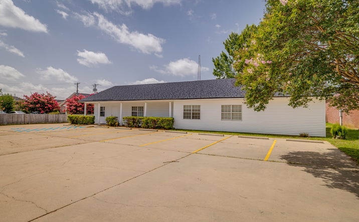 Pictures of Office property located at 2910 EVANGELINE STREET, Monroe, LA 71201 for sales - image #1