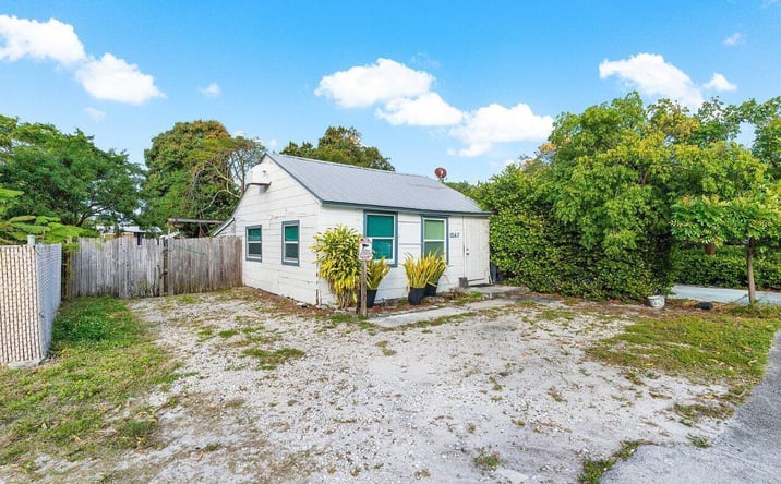 Pictures of Office, Business for Sale, Industrial property located at 1047 Miner Road, Lake Worth, FL 33462 for sales - image #1