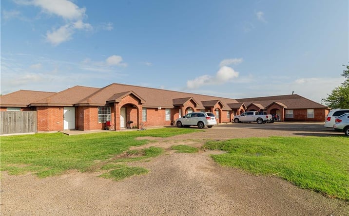Pictures of Multifamily property located at 2305 N 32nd Street N, McAllen, TX 78501 for sales - image #1