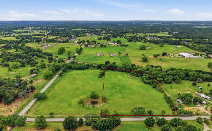 Pictures of Land property located at 5ac New Hope Road, Aubrey, TX 76227 for sales - image #1