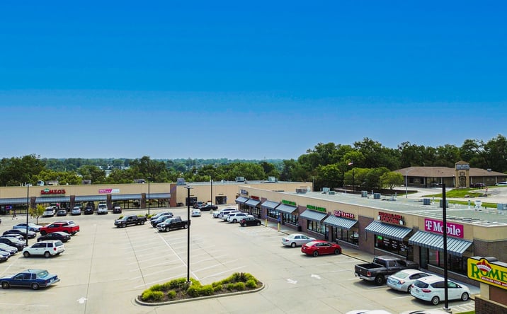 Pictures of Retail property located at 2375 North 90th Street, Omaha, NE 68134 for sales - image #1