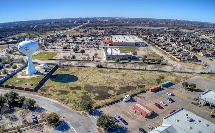 Pictures of Retail, Land property located at 2501 LAKEVIEW PKWY, ROWLETT, TX 75088-3350 for sales - image #1