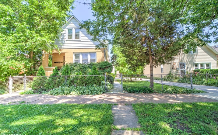 Pictures of Multifamily property located at 4141 N Mobile Avenue, Chicago, IL 60634 for sales - image #1