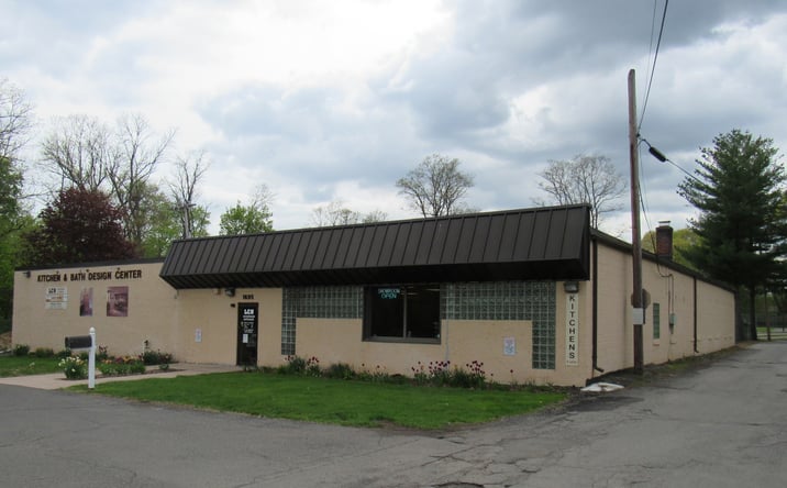 Pictures of Industrial property located at 1695 POQUONOCK AVE, WINDSOR, CT 06095 for sales - image #1