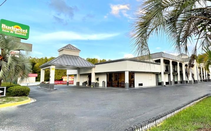 Pictures of Hospitality property located at 1145 Sniders Highway, Walterboro, SC 29488 for sales - image #1