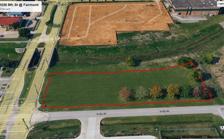 Pictures of Retail, Land property located at 1026 8th Street, La Porte, TX 77571 for sales - image #1