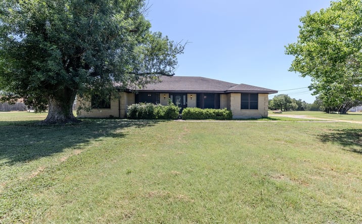 Pictures of Land, Mixed Use, Industrial property located at 12409 LOWDEN LN, MANCHACA, TX 78652-3602 for sales - image #1