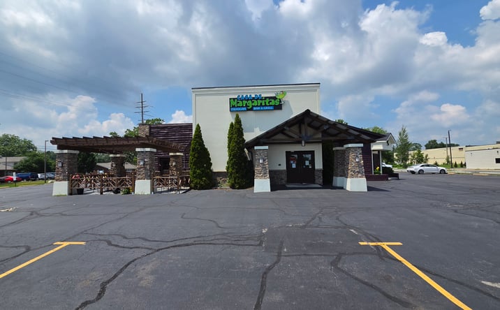Pictures of Retail, Business for Sale property located at 1140 South Monroe Street, Monroe, MI 48161 for sales - image #1