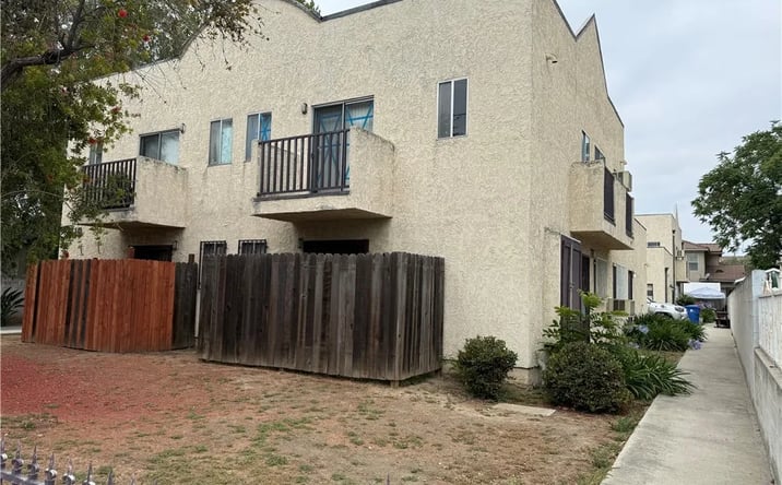 Pictures of Multifamily property located at 7419 Tampa, Reseda, CA 91335 for sales - image #1
