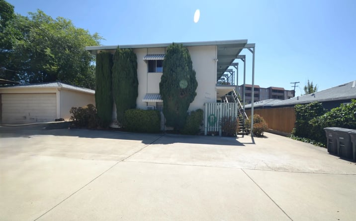 Pictures of Multifamily property located at 4483-85 Palm Avenue, La Mesa, CA 91941 for sales - image #1