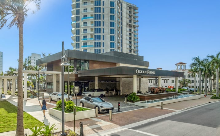Pictures of Retail property located at 501 Quay Commons, Sarasota, FL 34236 for sales - image #1