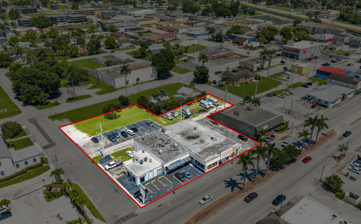 Pictures of Retail, Land property located at 364 S MAIN ST, BELLE GLADE, FL 33430-3428 for sales - image #1