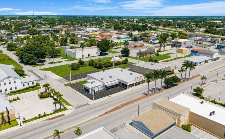 Pictures of Retail, Land property located at 364 S MAIN ST, BELLE GLADE, FL 33430-3428 for sales - image #1