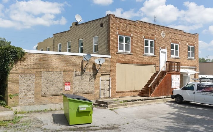 Pictures of Office property located at 7164 Kaw Drive, Kansas City, KS 66111 for sales - image #1