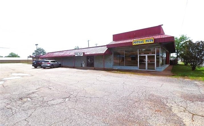 Pictures of Mixed Use property located at 803 N Broadway Street, Poteau, OK 74953 for sales - image #1