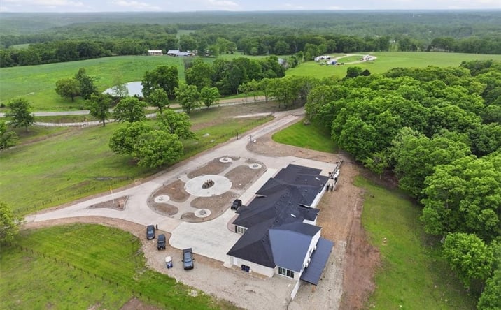 Pictures of Land property located at 2721 Highway 52, Eldon, MO 65026 for sales - image #1