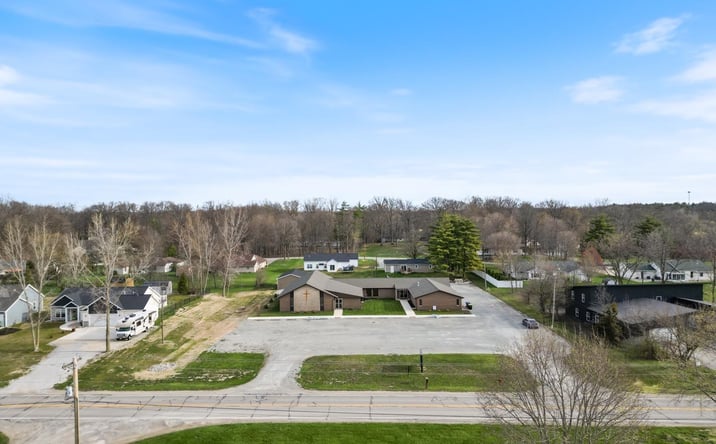 Pictures of Special Purpose property located at 850 Business 30, Columbia City, IN 46725 for sales - image #1