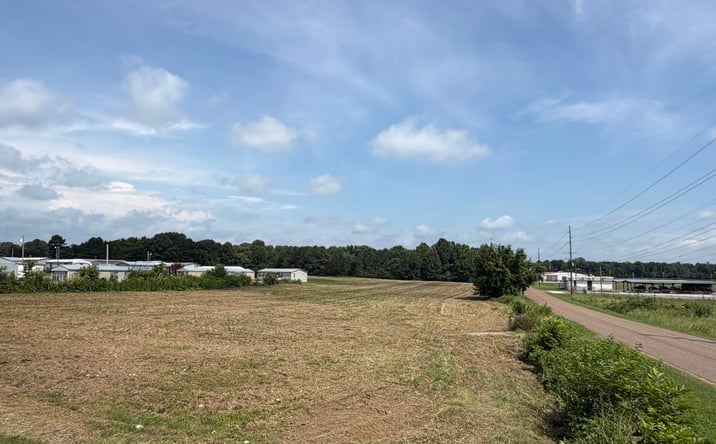 Pictures of Land property located at 3101 Warren Road, Humboldt, TN 38343 for sales - image #1