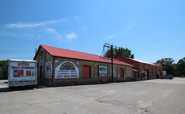Pictures of Business for Sale, Retail, Industrial property located at 424 W Main Street, Fremont, MI 49412 for sales - image #1